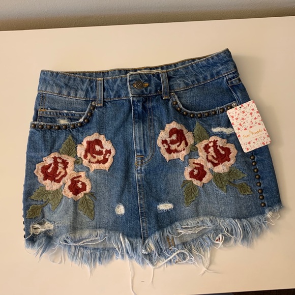 NWT Free People Womens Embroidered Denim Skirt - Picture 3 of 5